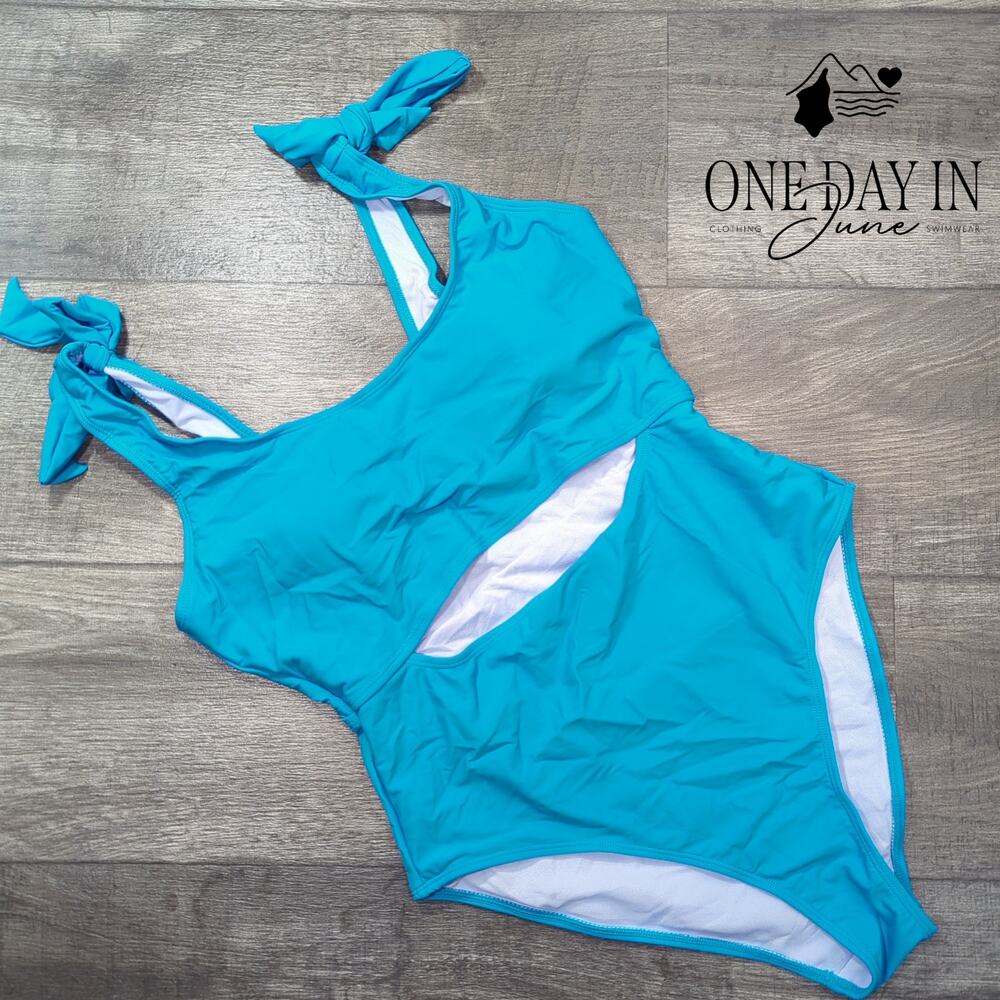 Aimage Cutout One Piece Swimsuit Size L